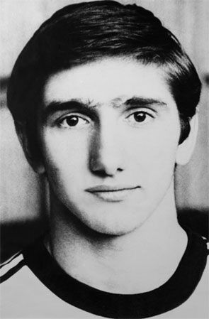 Стоян Делчев 
