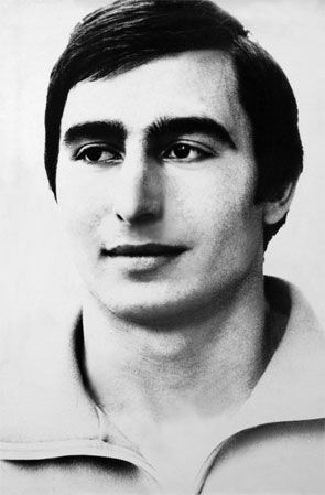 Асен Златев 